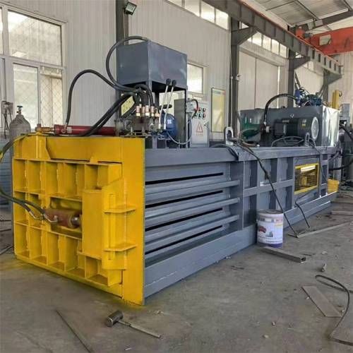 金屬邊角料壓塊機(jī)，機(jī)加工廢料回收減容神器